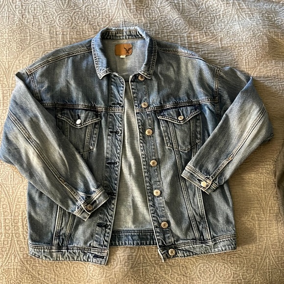 American Eagle Vintage Denim Jacket | Mens Medium with inside pockets - Picture 6 of 9